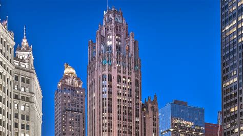 Inside The Spectacular New Penthouses In Chicagos Tribune Tower Robb
