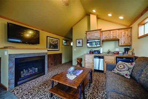 Choose from more than 500 properties, ideal house rentals for families, groups and couples. EXPLORER CABINS AT YELLOWSTONE - Updated 2020 Prices ...