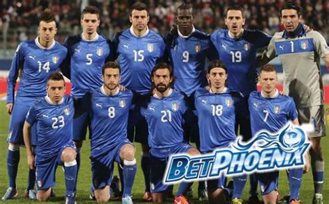 Italy's men's national soccer team manager roberto mancini has officially signed a contract extension, the italian soccer federation (figc) announced on. World Cup Brazil 2014 Group D Picks: Italy National Team ...