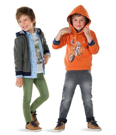 Como una lista de actividades no es suficiente, conviene comenzar evaluando las habilidades del niño. Moda niños y niñas - De 2 a 8 años - Alpi Moda Infantil