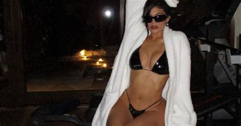 Kylie Jenner Strips To Skimpy Bikini As She Enjoys Lavish Trip To Ski Resort Aspen Mirror Online