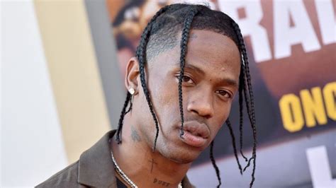 Travis Scott Age Net Worth Height Weight Girlfriend Baby 2022