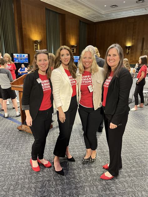 Shannon Watts on Twitter: "I met @JennMHoppe, @CathiGeeslin and