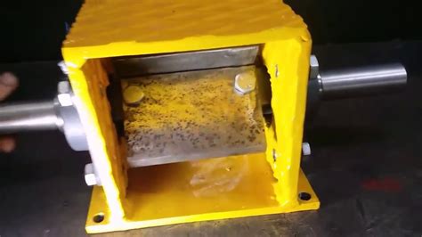 Get free shipping on qualified electric wood chippers or buy online pick up in store today in the outdoors department. Wood Chipper Mechanism - Homemade - YouTube