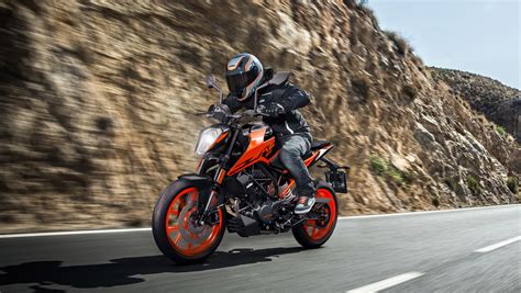 Stay up to date on the latest stock price, chart, news, analysis, fundamentals, trading and investment tools. 2021 KTM 200 Duke: Specs, Features, Photos, Price