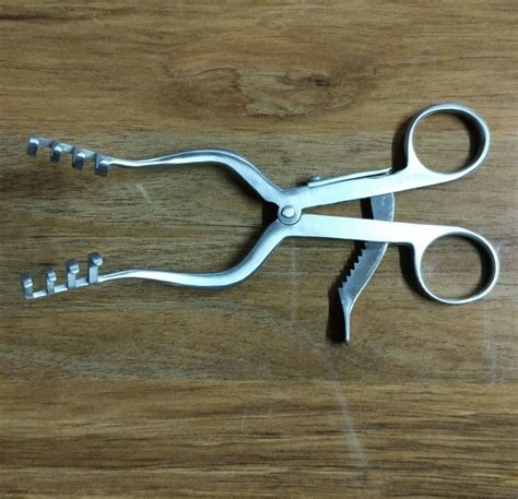Stainless Steel Mastoid Retractor For Orthopedic Surgery Length 8
