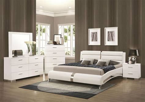 These complete furniture collections include everything you need to outfit the entire bedroom in coordinating style. STANTON-Ultra Modern 5pcs Glossy White King Size Platform ...