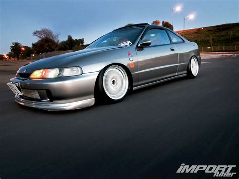 Apr 05, 2018 · b18c1 was an engine for usdm acura integra gsr. 2000 Acura Integra GSR - Import Tuner Magazine