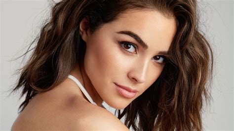 1920x1080 Olivia Culpo 2019 New Laptop Full Hd 1080p Hd 4k Wallpapers