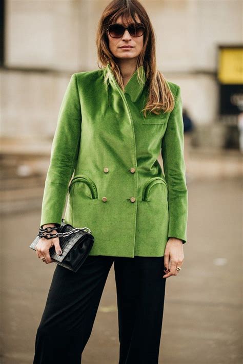 We did not find results for: Street Style: look e tendenze alla Paris Fashion Week ...