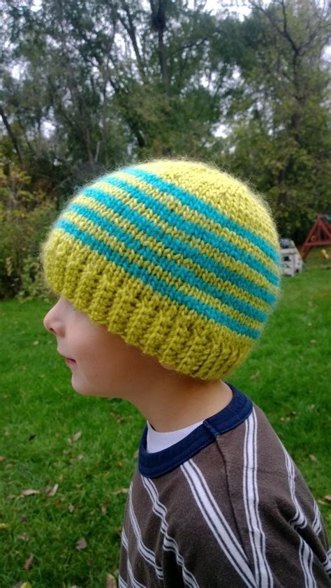 Hello everybody and welcome back in this video i will show you how i make a beanie hat from finger knitting. Knook Hat · How To Make A Stripy Beanie · Yarncraft on Cut ...