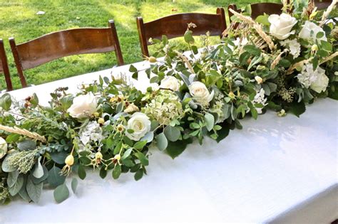 7 Diy Floral And Greenery Wedding Table Runners Weddingomania