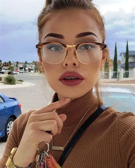20 Cute Girls Wearing Glasses Ideas To Try - Instaloverz