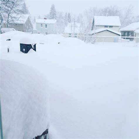 Lake Effect Snowstorm Hammers Erie Pennsylvania Shattering At Least
