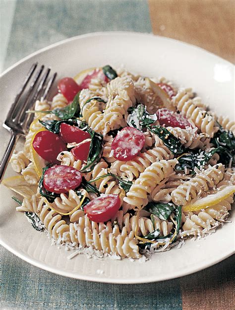 Toss gently to combine and cover with plastic wrap. Ina Garten's Lemon Fusilli with Arugula Is Very Good and ...