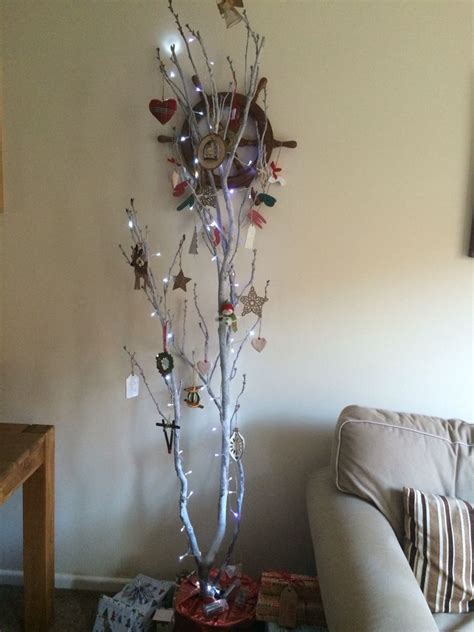 Homemade Christmas Branch An Alternative To The Traditional Christmas
