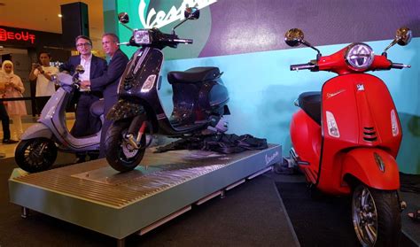 It is one of the great icons of italian style and elegance, and with more than 16 million units produced, is well known throughout the world. Vespa Malaysia rolls out three new scooters, prices start ...