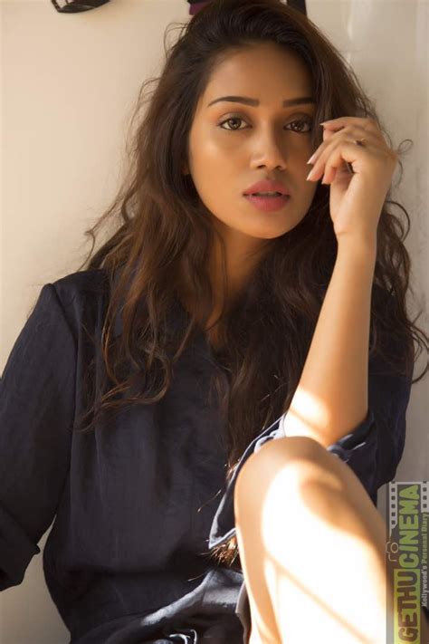 Actress Nivetha Pethuraj Latest Photoshoot Gallery Gethu Cinema