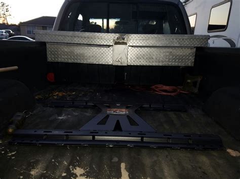 I have soaked the thing in penetrating oil down the release shaft and between the ball flange and the hitch collar etc. Compare Curt X5 5th Wheel vs Hi-Rise Gooseneck-to-5th ...