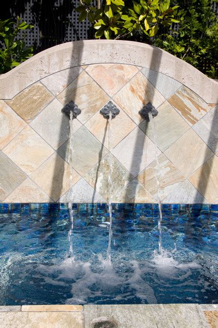 Rosette Spouts Traditional Pool Vancouver By Alka Pool