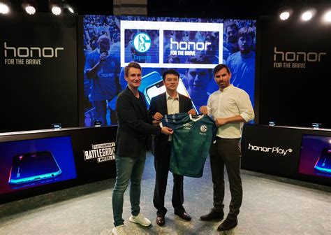 Fc schalke 04 esports is a german esports organization owned by football club fc schalke 04. eSports: Honor und FC Schalke 04 Esports verkünden ...