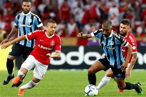 Aplicativo da rádio grenal da rede pampa de comunicação. Hoje é dia do Grenal de número 422 | Colunistas | DonfaNews