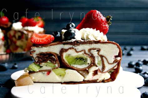 Сafe Iryna: Блинный торт с муссом и фруктами