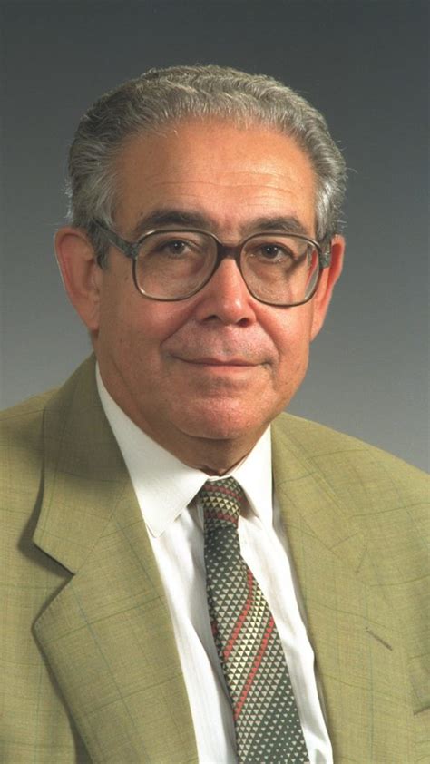Maybe you would like to learn more about one of these? Yossef Hadas: depuis Eli Cohen à l'ambassade en Egypte ...
