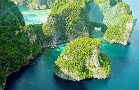 Maya Bay The Beach Koh Phi Phi Leh Thailandmagazine Com