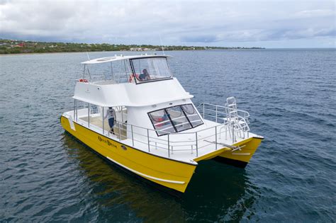 private power catamaran 5 hr experience blue water safaris
