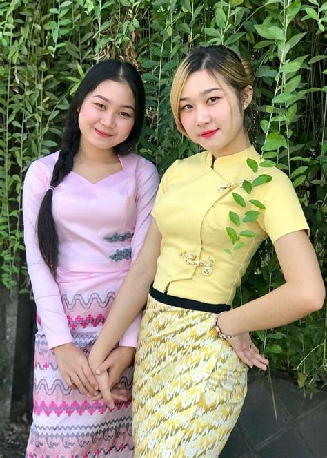 Pin By David Nowan On Myanmar Wears Burmese Girls Myanmar Women Fashion