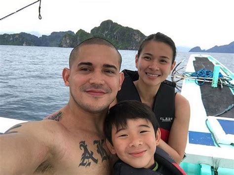 Maybe you would like to learn more about one of these? Nine moments that prove Paolo Contis is one fun stepdad ...
