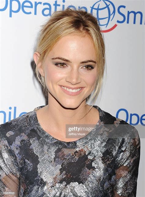 Actress Emily Wickersham Attends The 2014 Operation Smile Gala At The