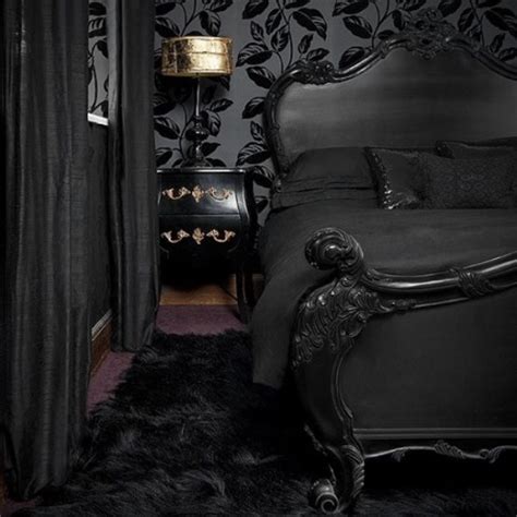 26 Impressive Gothic Bedroom Design Ideas Digsdigs