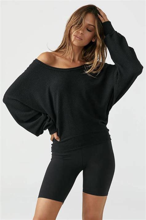 Acti Wear Style Essentials Flain All Rights Reserved Slouchy Dolman