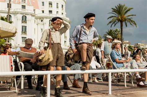 In italia al box office un sacchetto di biglie ha incassato 850 mila euro. Un sacchetto di biglie film, attori, cast, finale, trama ...