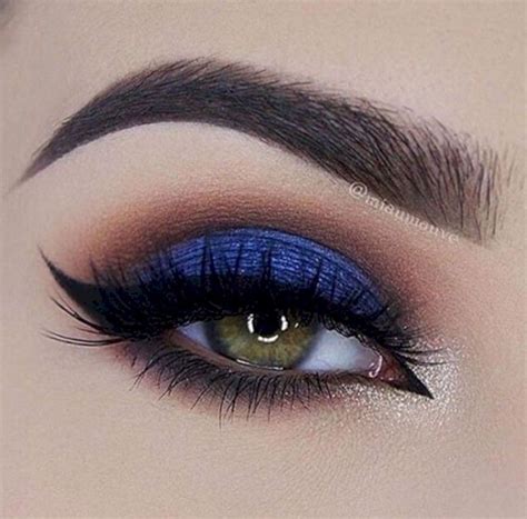 36 Ways To Pull Off Colorful Eyeshadow Blue Makeup Looks Blue Makeup