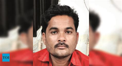 Burglar Caught With Stolen Mobile Phones Surat News Times Of India