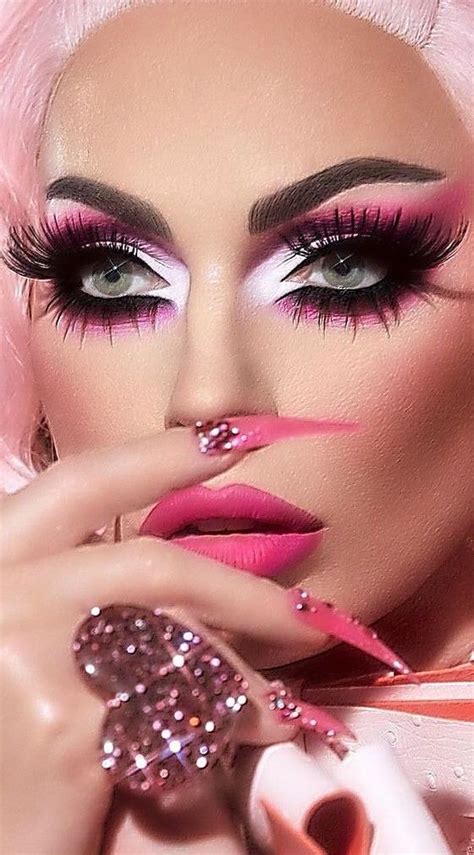 barbie makeup pink makeup makeup art eye makeup makeup inspo makeup inspiration drag queen
