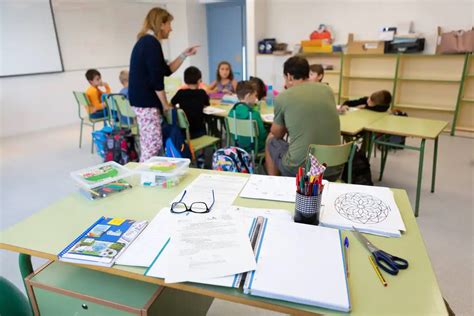 Los Profesores Tendrán 18 Horas Lectivas A La Semana Y Dos Moscosos