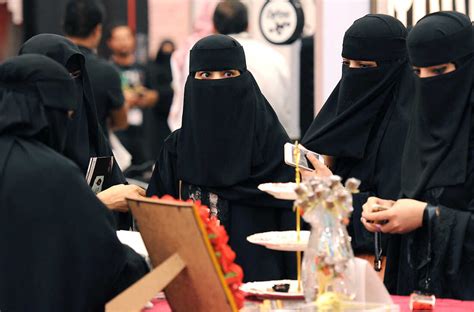 A Tweet On Womens Veils Followed By Raging Debate In Saudi Arabia Parallels Npr