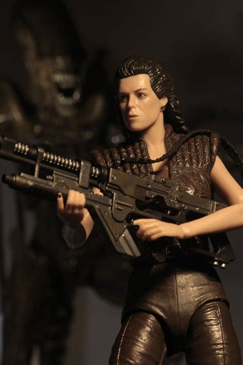 Neca Aliens Series 14 Ripley 8 And Resurrection Warrior