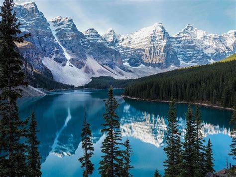 Moraine Lake In Alberta Canada صور كندااكتشف كندا اجمل