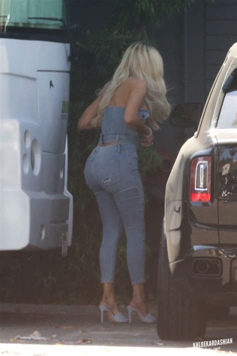 Khloe Kardashian The Fappening Sexy Ass 24 Pics The Fappening