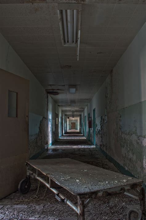 State Hospital Abandoned Places Old Abandoned Buildings Abandoned Asylums