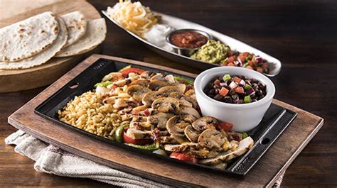 With croutons, tomatoes, red onions, cucumbers and cheese. Chili's Introduces New Queso Burger And New Mushroom Jack ...