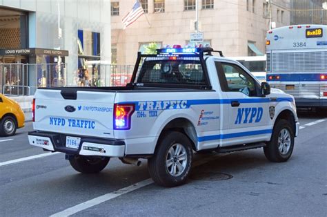 Nypd Traffic 7164 Police Truck Old Police Cars Ford Police