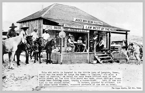 1900 Photo Wild West Saloon Texas Scene 17x11 Horse Thieves Judge