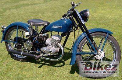 Click a model name to show specifications and pictures. 1951 Harley-Davidson S-125 specifications and pictures
