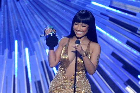 Nicki Minaj Made A Huge Statement At The 2015 Vmas